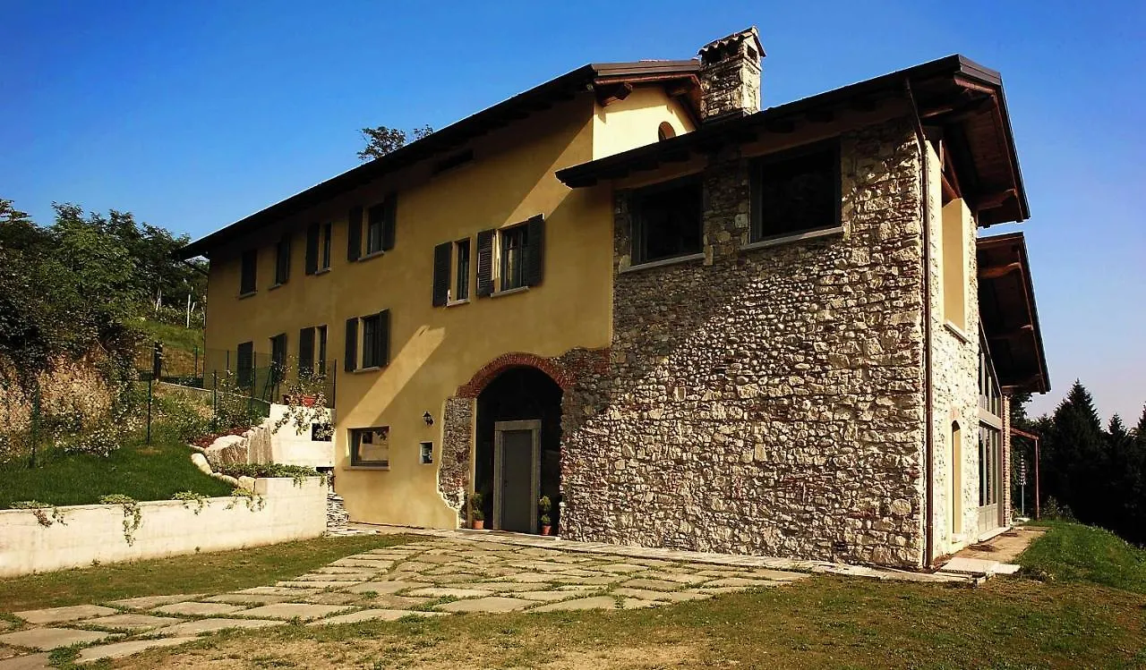 Bed & Breakfast Cascina Canee Angera
