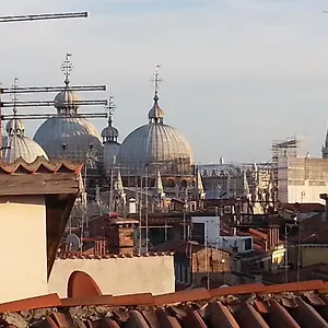 https://locanda-allegri.hotelslidodijesolo.com