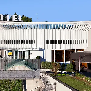& Co Hotel