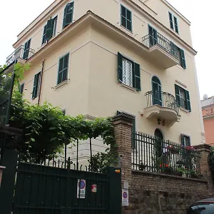 https://casa-per-ferie-rosaz.it-romehotels.com